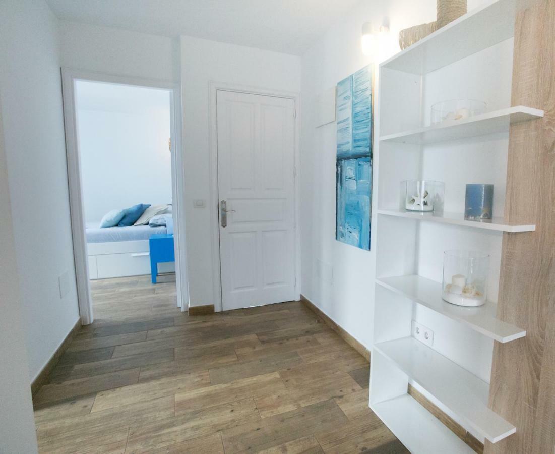 Chromotheraphy Cerca Del Mar Leilighet Costa Teguise Eksteriør bilde